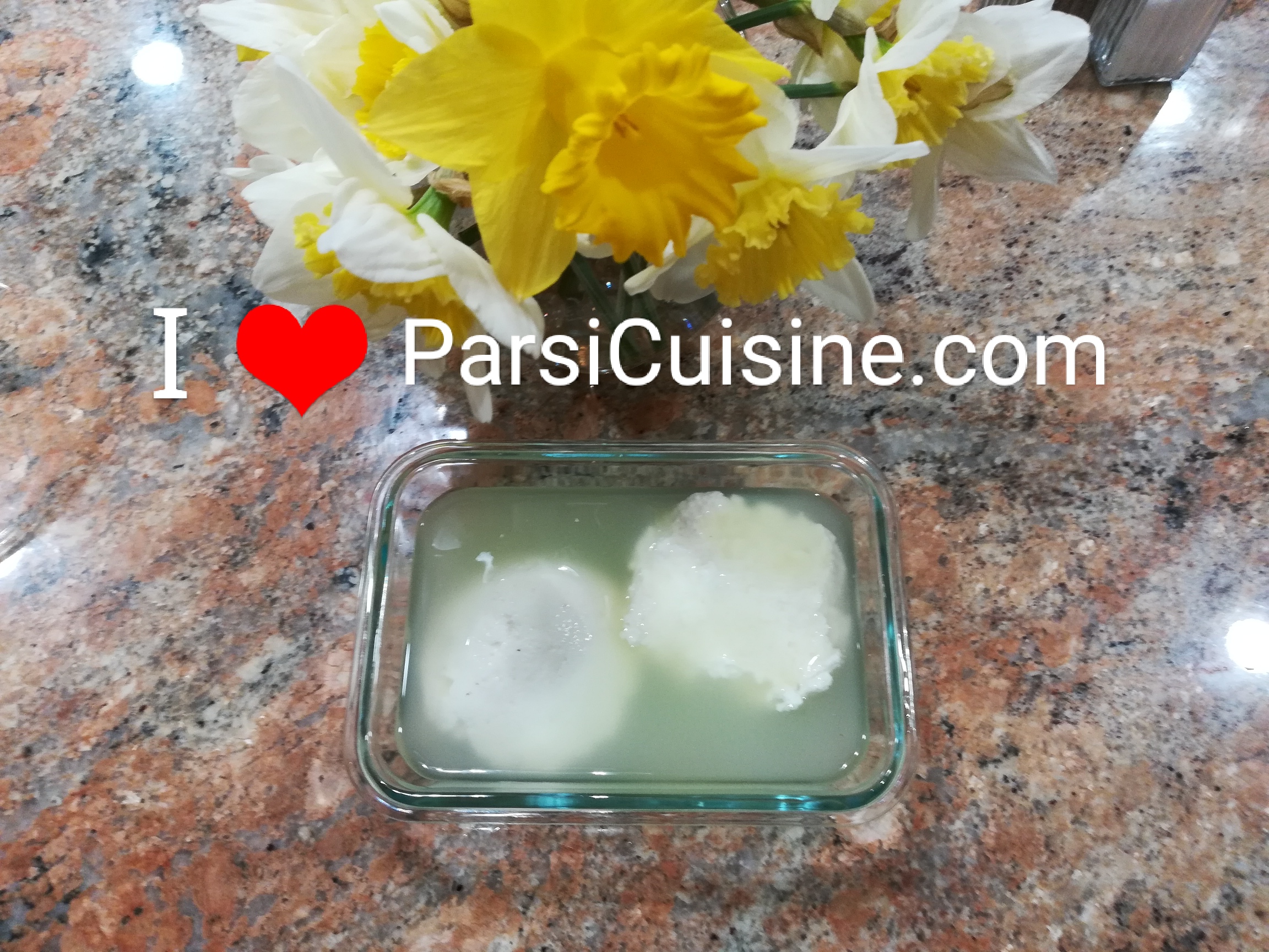 Recipe of an Indian soft cheese made at home with Rennet. Topli na Panir
